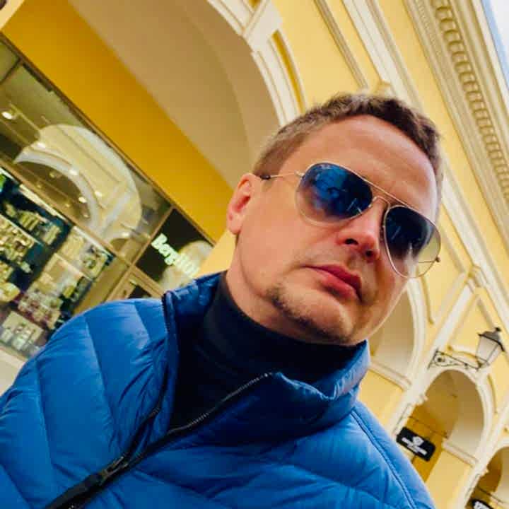 Методика позволила мне достаточно быстро вспомнить грамматику и освежить словарный запас